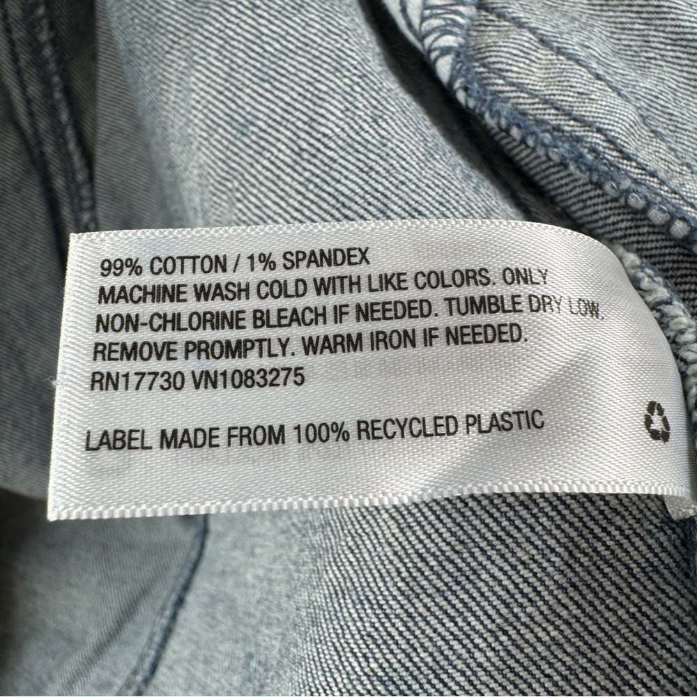 Universal Thread Distressed Cropped Denim Jacket Size Large - Picture 5 of 6